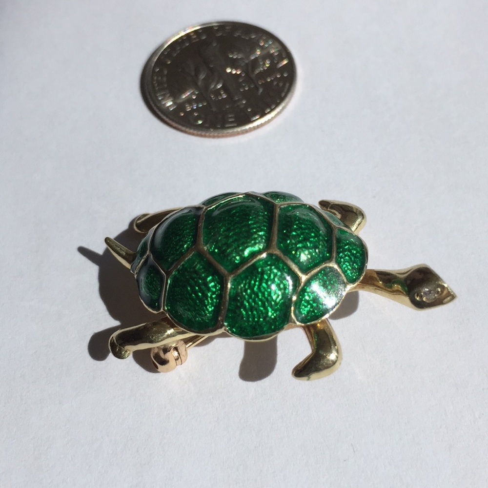 14kt enamel turtle pin with diamond eyes!